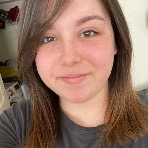 Meet your Posher, Isabel